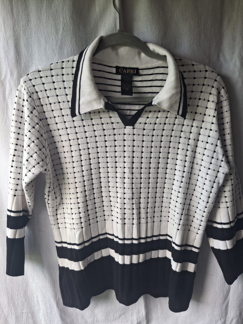 Capri Women White and Black Grid Knit Polo Sweater